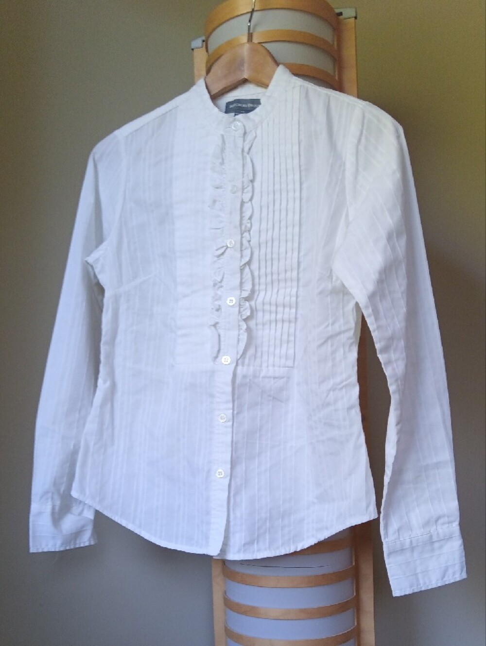 P18.5 L24" White Pintuck Ruffle Button-Down Long sleeve Cotton Blend Shirt